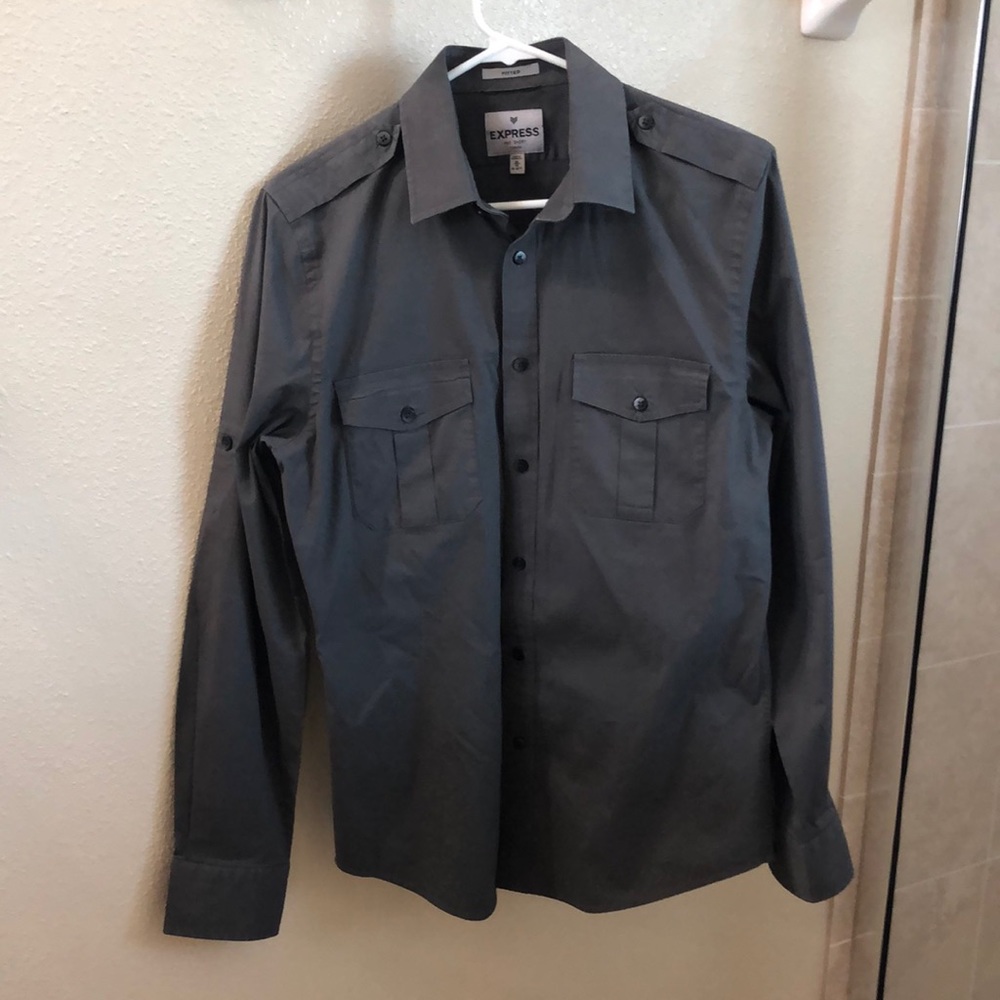 Men’s gray Express fitted shirt size M